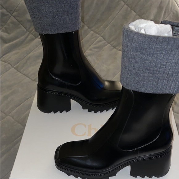 CHLOE BETTY BOOT ☔️ - Picture 2 of 4